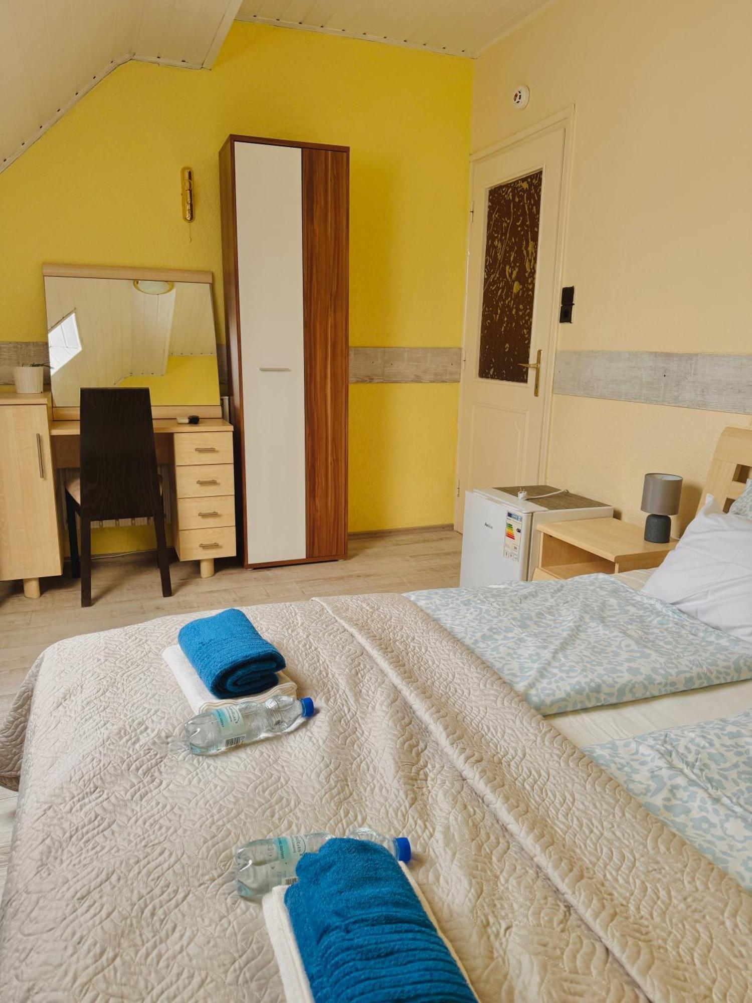 Sailor'S Apartman Шиофок Экстерьер фото